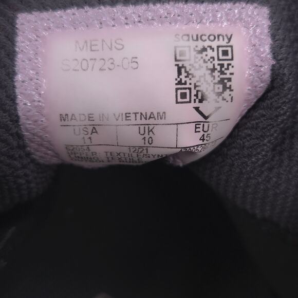 Saucony Kinvara 13 Athletic Lace Up Shoe Mens Size 11 S20723-05 Black White - Picture 10 of 10